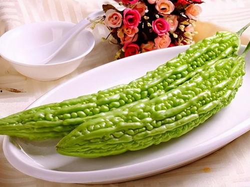 减脂期间吃黑瓜好吗,美味又助瘦的选择？