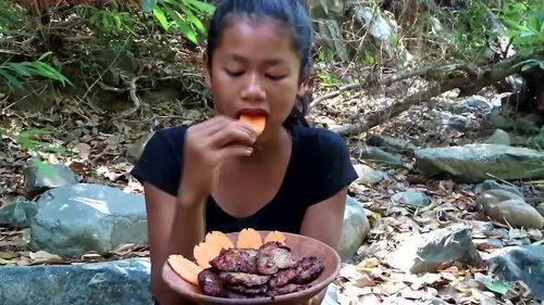 吃瓜的黑妹,吃瓜黑妹的趣味生活点滴