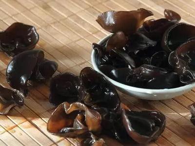 梨瓜里面有黑的可以吃吗