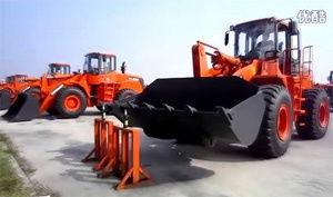 铲车视频表演,演绎工业之美