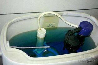 马桶水箱漏水维修视频,跟随维修视频学技巧